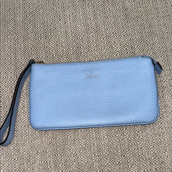 Gucci Blue Clutch Wristlet with Textured Finish authentic preloved - Picture 1 of 9